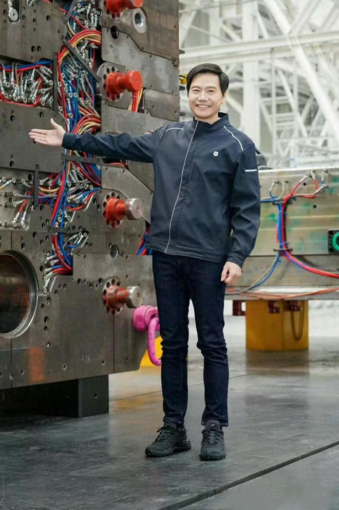 鞋别穿Nike、阿迪换成4个中产品牌更高级B—sports必一答应我：中年男人运动(图6)