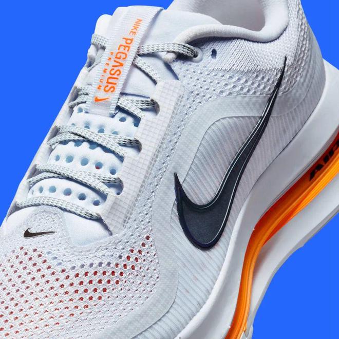 这双Nike跑鞋把能给的都给足了bsports网页版配置诱人！(图6)