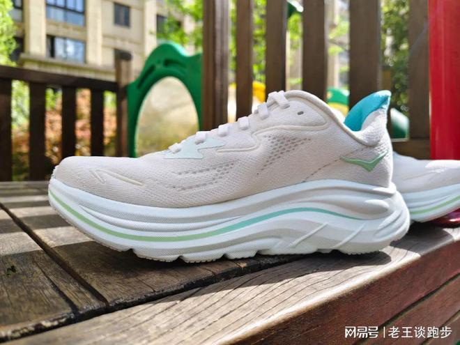 N 10：恰到好处的卓越跑鞋必一HOKA CLIFTO(图9)